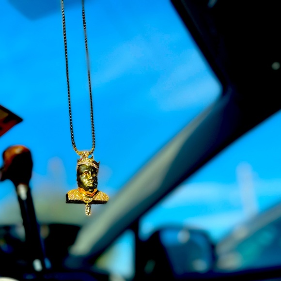 14K Gold plated King Ice Biggie Smalls Chain - Notorious B.I.G. Bling Necklace - Picture 9 of 10